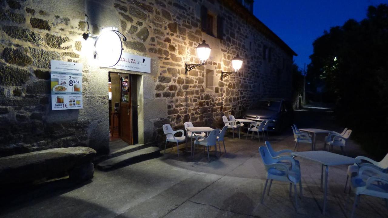 La Posada De Pedrazales Exterior photo