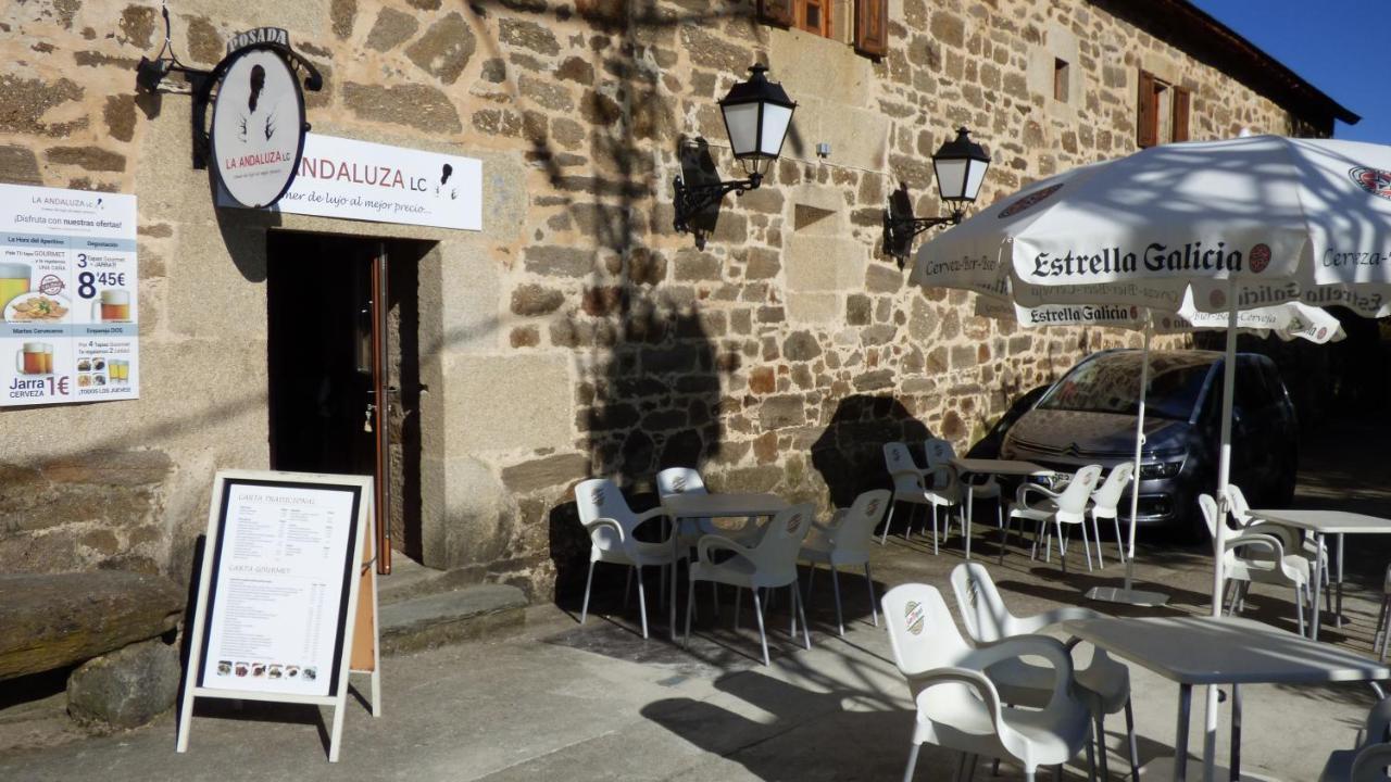 La Posada De Pedrazales Exterior photo